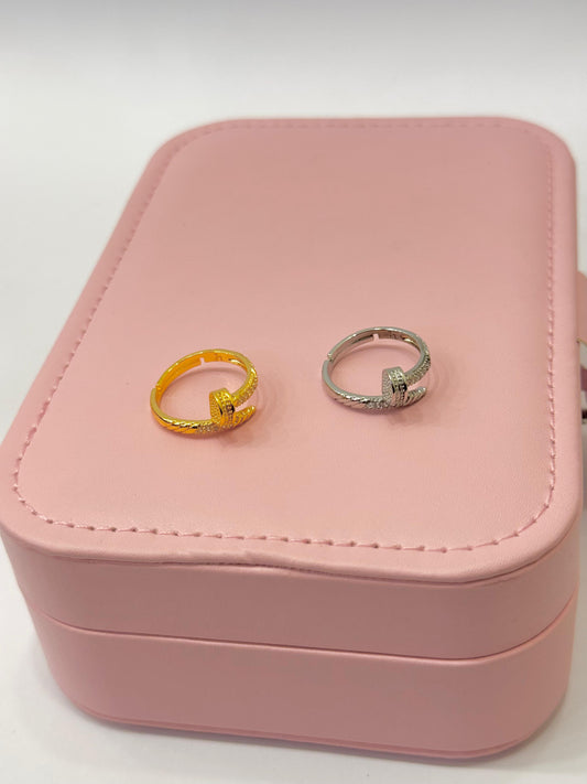 nail ring